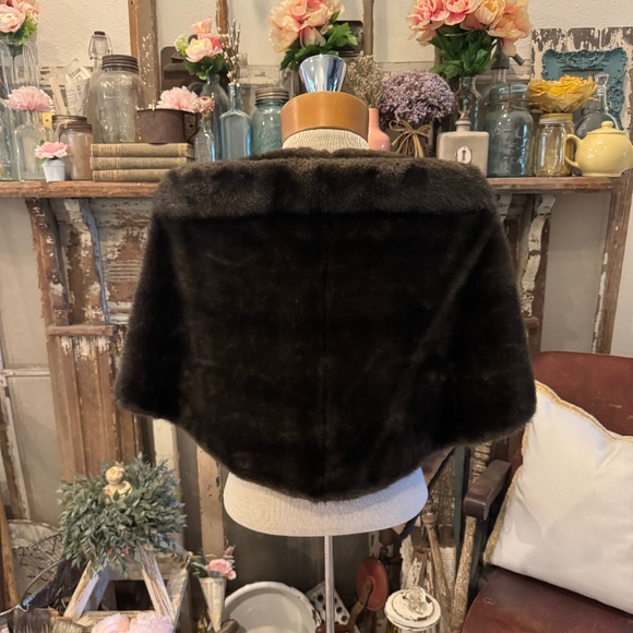 Vintage FAUX MINK FUR Stole | ART DECO GLAM Shawl LINED WRAP Capelet | Mahogany - Picture 9 of 14